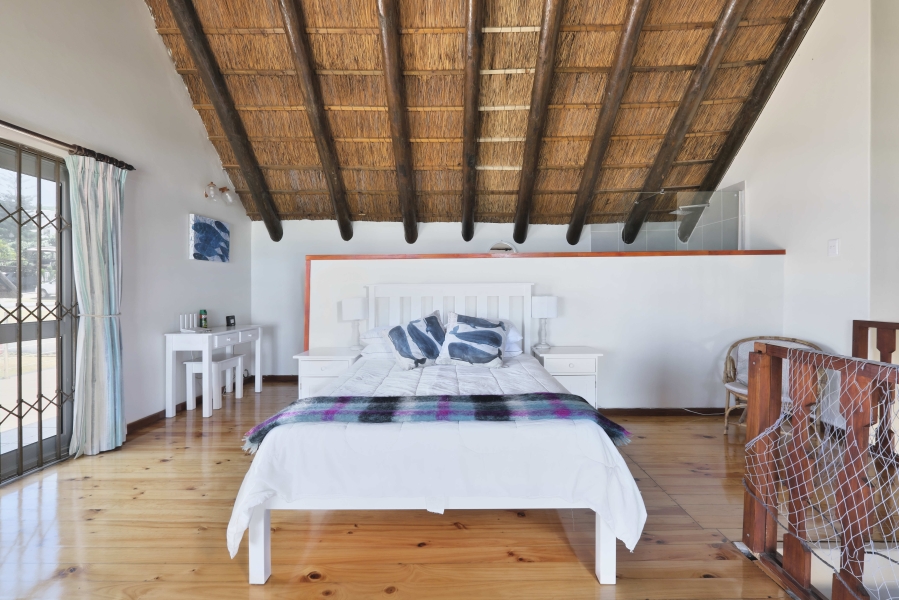 3 Bedroom Property for Sale in Beachview Eastern Cape